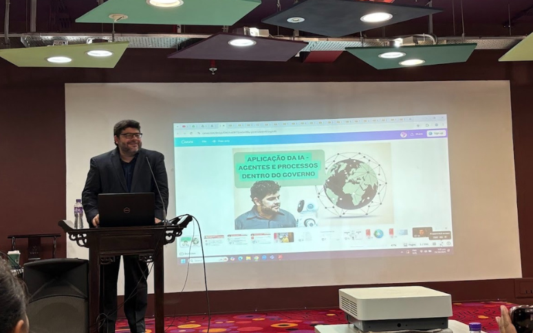 Auditor da CGE é agraciado com Medalha e Prêmio do Mérito Funcional 2025 por iniciativa inovadora em Inteligência Artificial