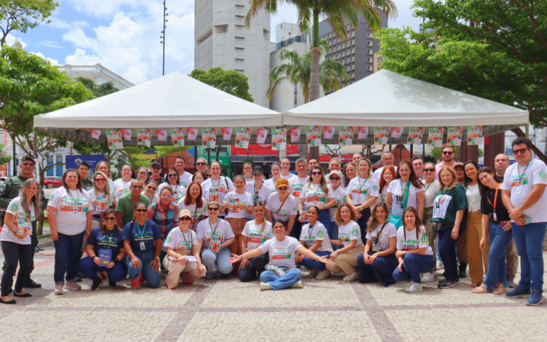 Cidadania em ação: CGE promove escuta ativa na Praça do Ferreira