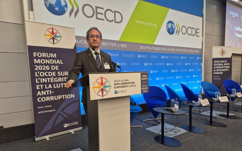 CGE Ceará marca presença no Fórum Global Anticorrupção e Integridade da OCDE, em Paris